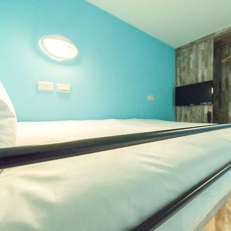 Divecube Hotel Taichung Buitenkant foto